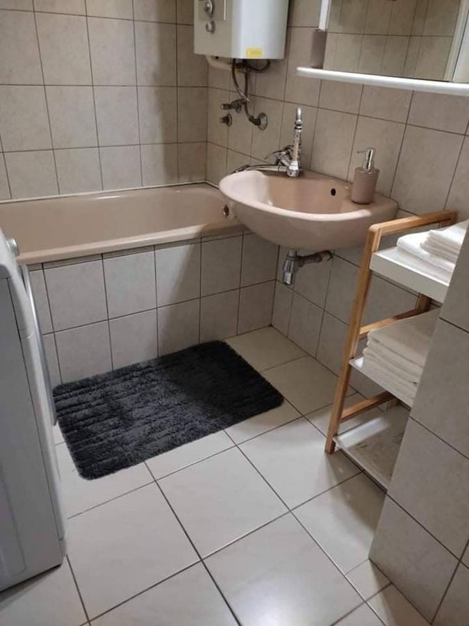 Kertvaros24 Apartman Hódmezővásárhely Eksteriør billede